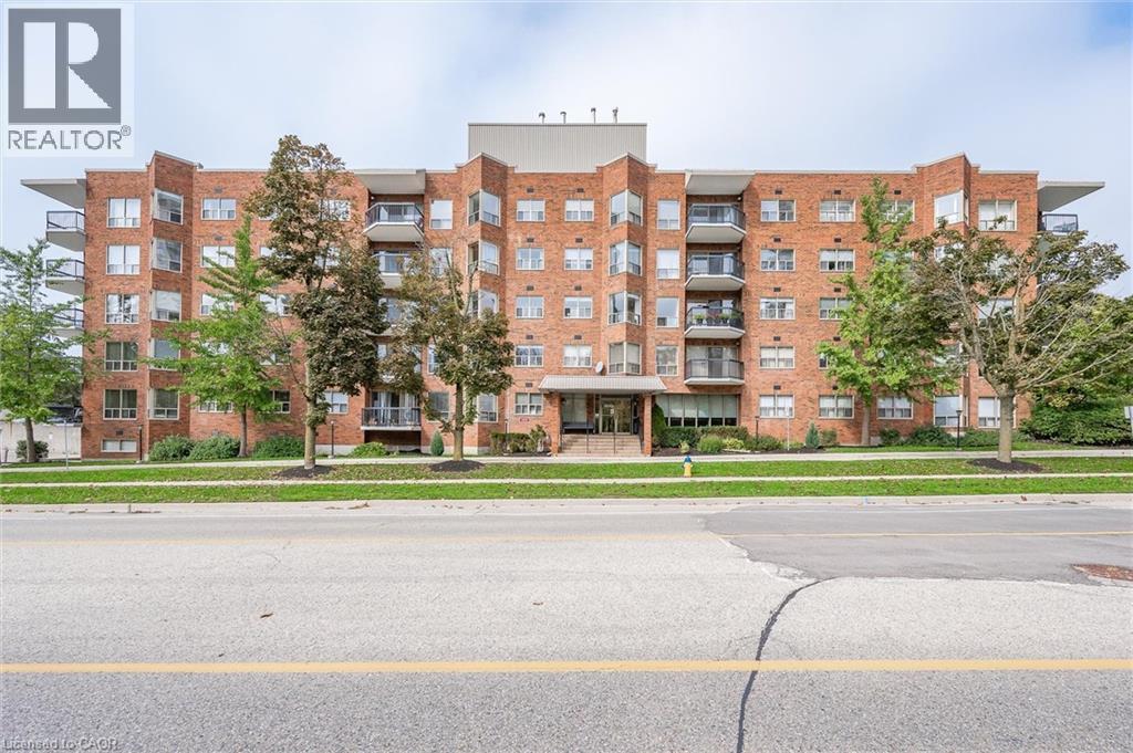 MLS® listing #29075172 for sale located at 300 KEATS Way Unit# 504
