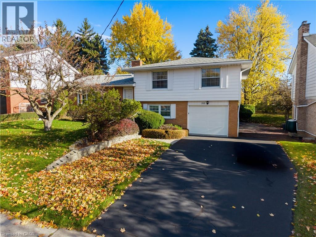 MLS® listing #29075176 for sale located at 30 THORNRIDGE Crescent