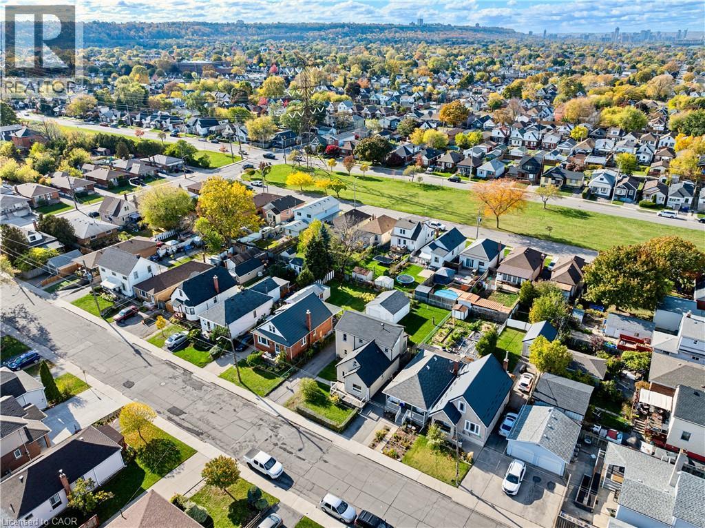 MLS® listing #29079142 for sale located at 233 NORMANHURST Avenue