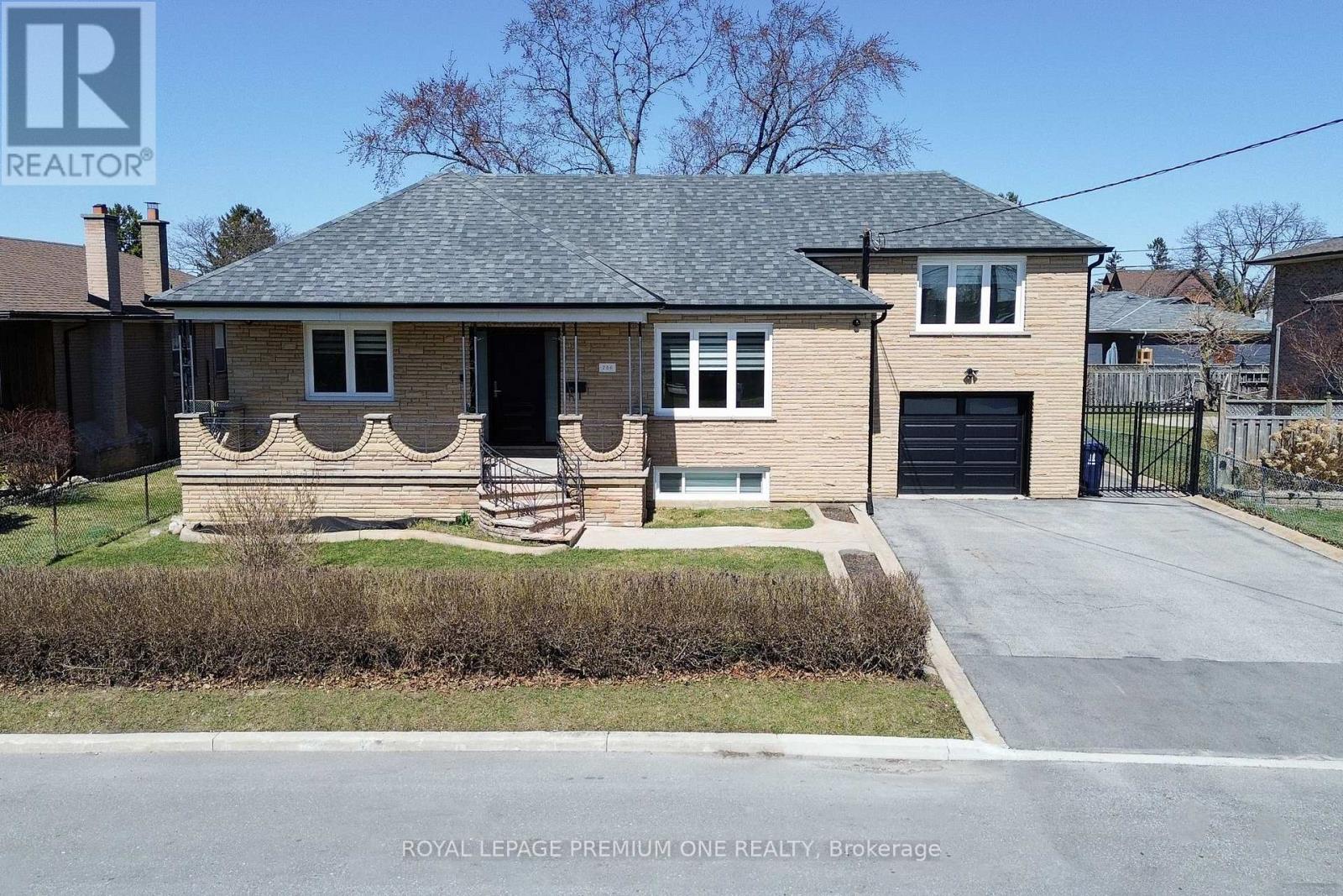 MLS® listing #29079515 for sale located at 286 WATERLOO AVENUE S