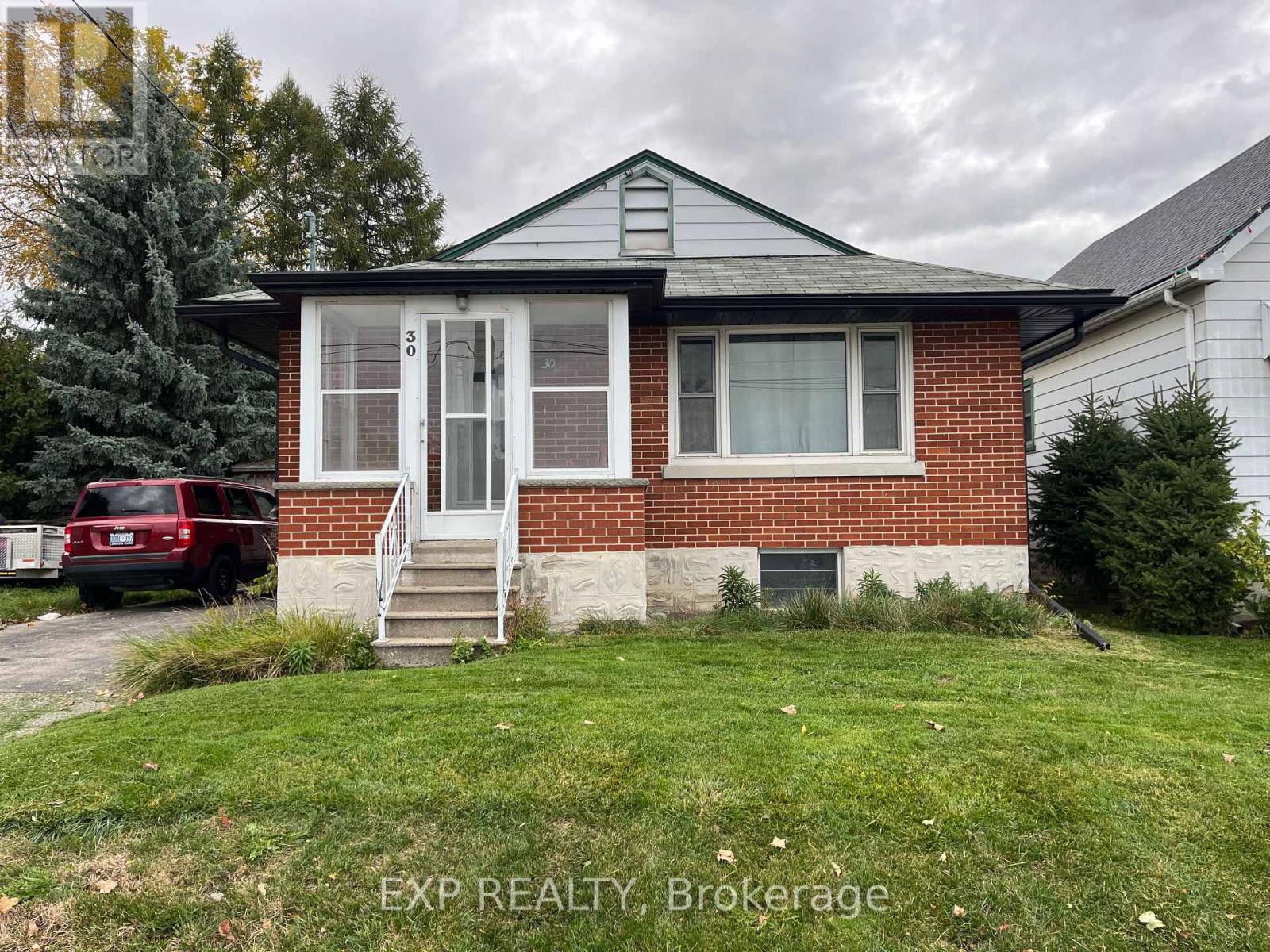 MLS® listing #29080323 for sale located at 30 STEWART STREET