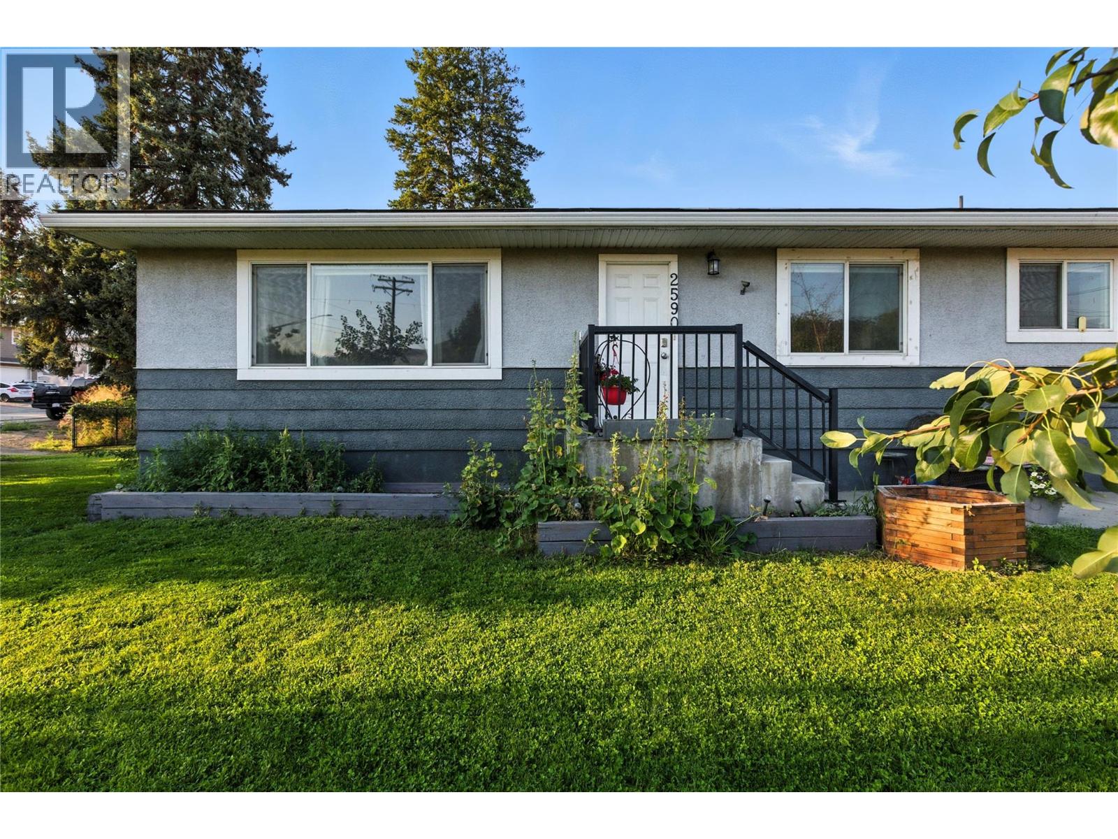 MLS® listing #29082004 for sale located at 2590 Tranquille Road