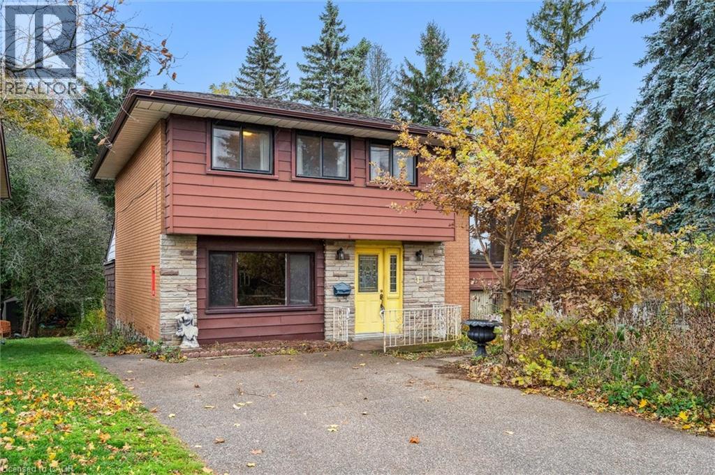 MLS® listing #29086105 for sale located at 1 MARKETA Crescent