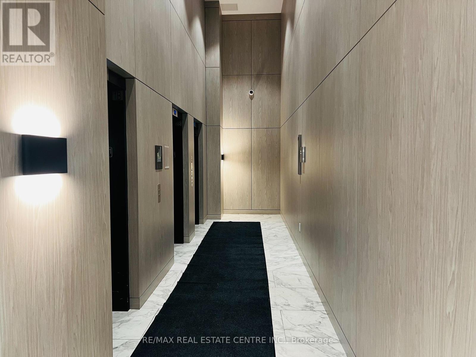 MLS® listing #29089419 for sale located at 809 - 15 WELLINGTON STREET S