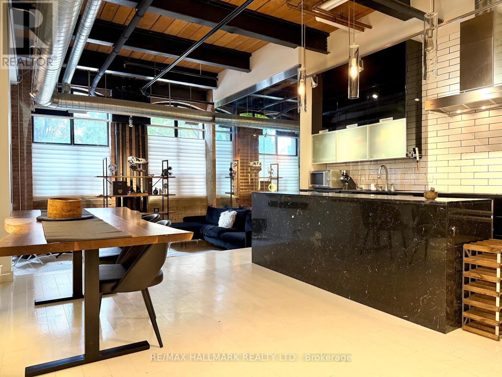 MLS® listing #29093572 for sale located at 126 - 43 HANNA AVENUE