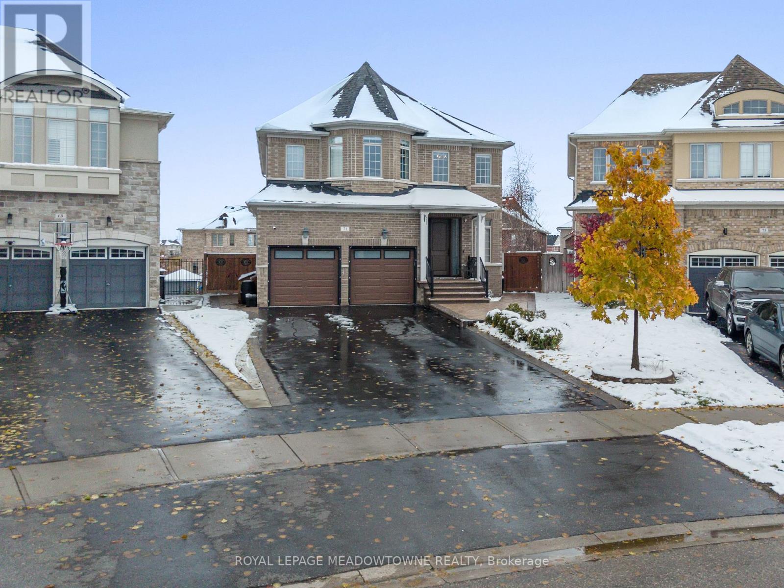 MLS® listing #29098370 for sale located at 71 NORTHWEST COURT