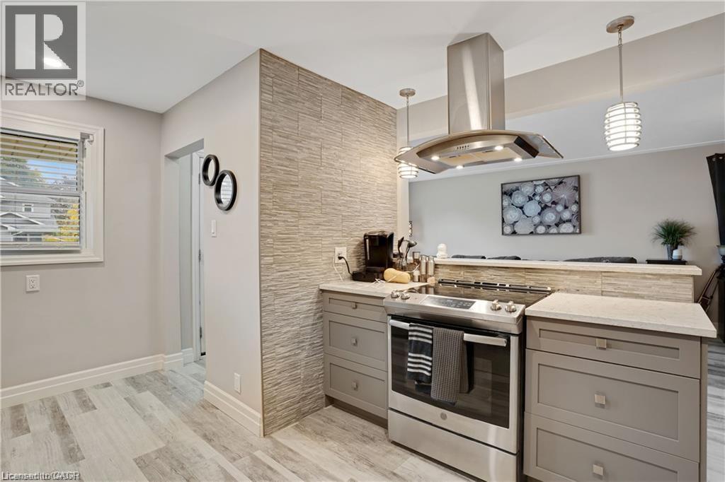 MLS® listing #29098837 for sale located at 111 FRANKLIN Street N