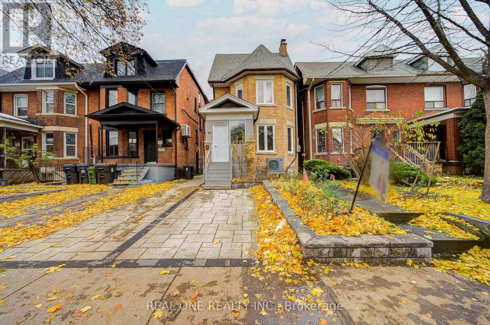 MLS® listing #29102479 for sale located at 157 GLENHOLME AVENUE