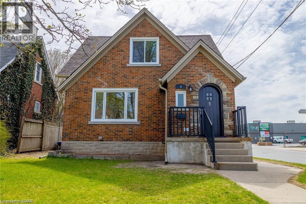 MLS® listing #29102592 for sale located at 3 LOCUST Street Unit# UPPER