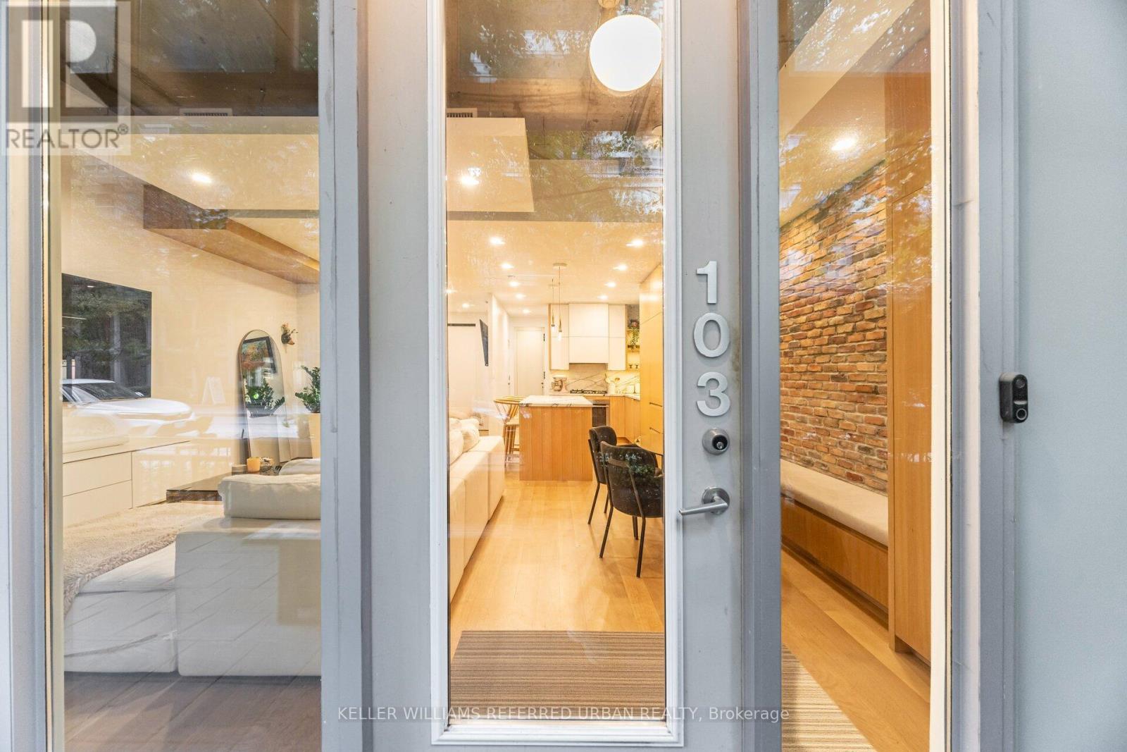 MLS® listing #29107001 for sale located at 103 - 20 STEWART STREET