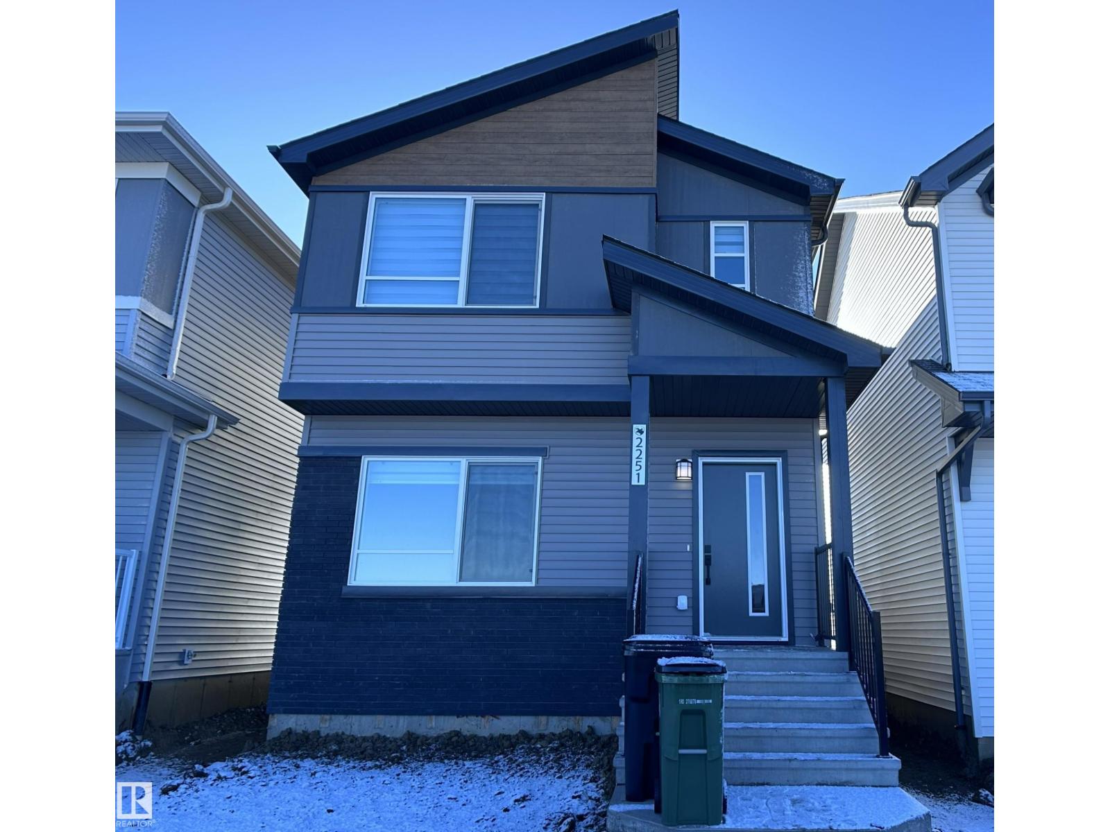 MLS® listing #29107286 for sale located at 2251 ALCES DR SW