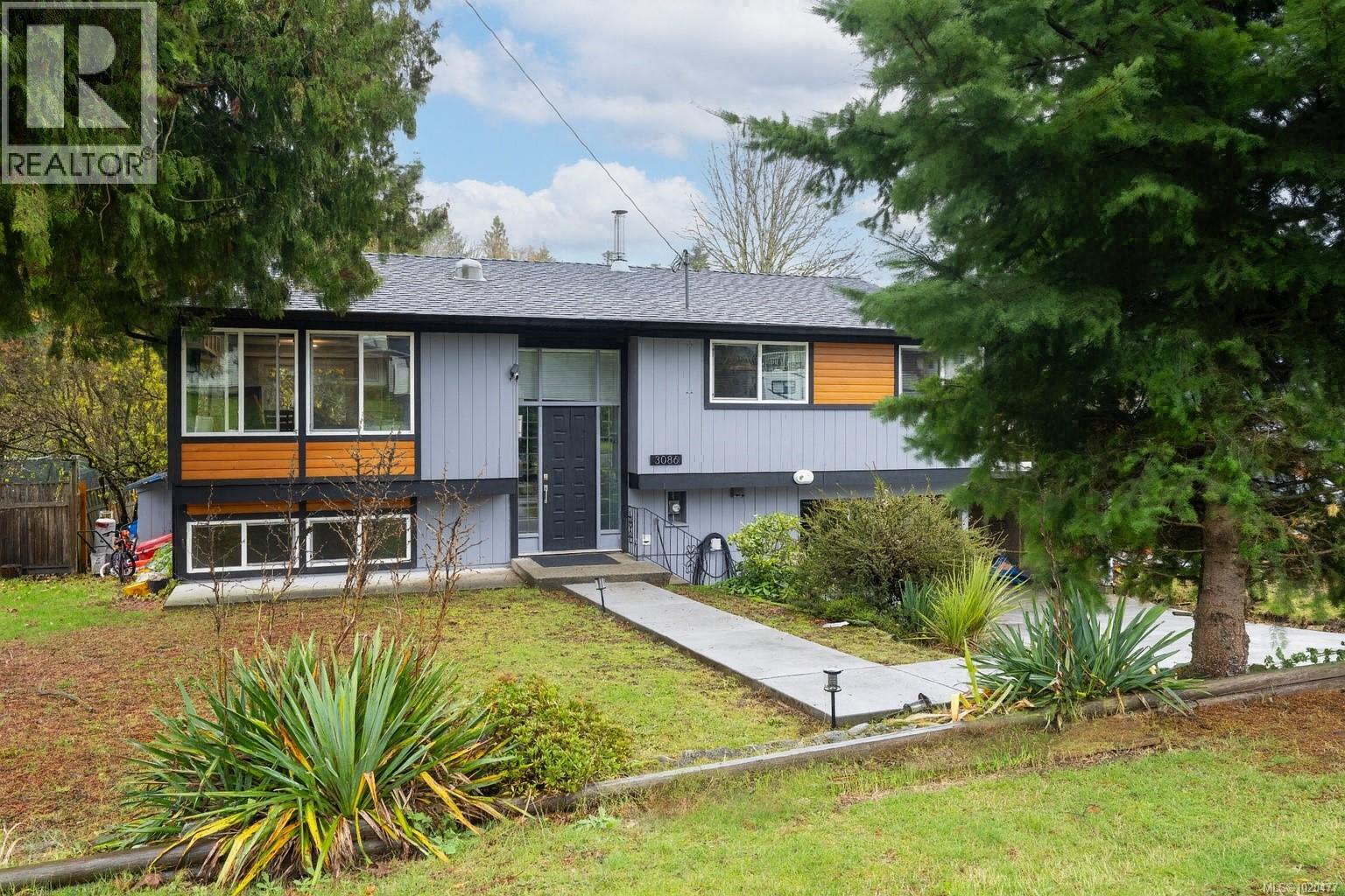 MLS® listing #29107300 for sale located at 3086 Shamrock Pl