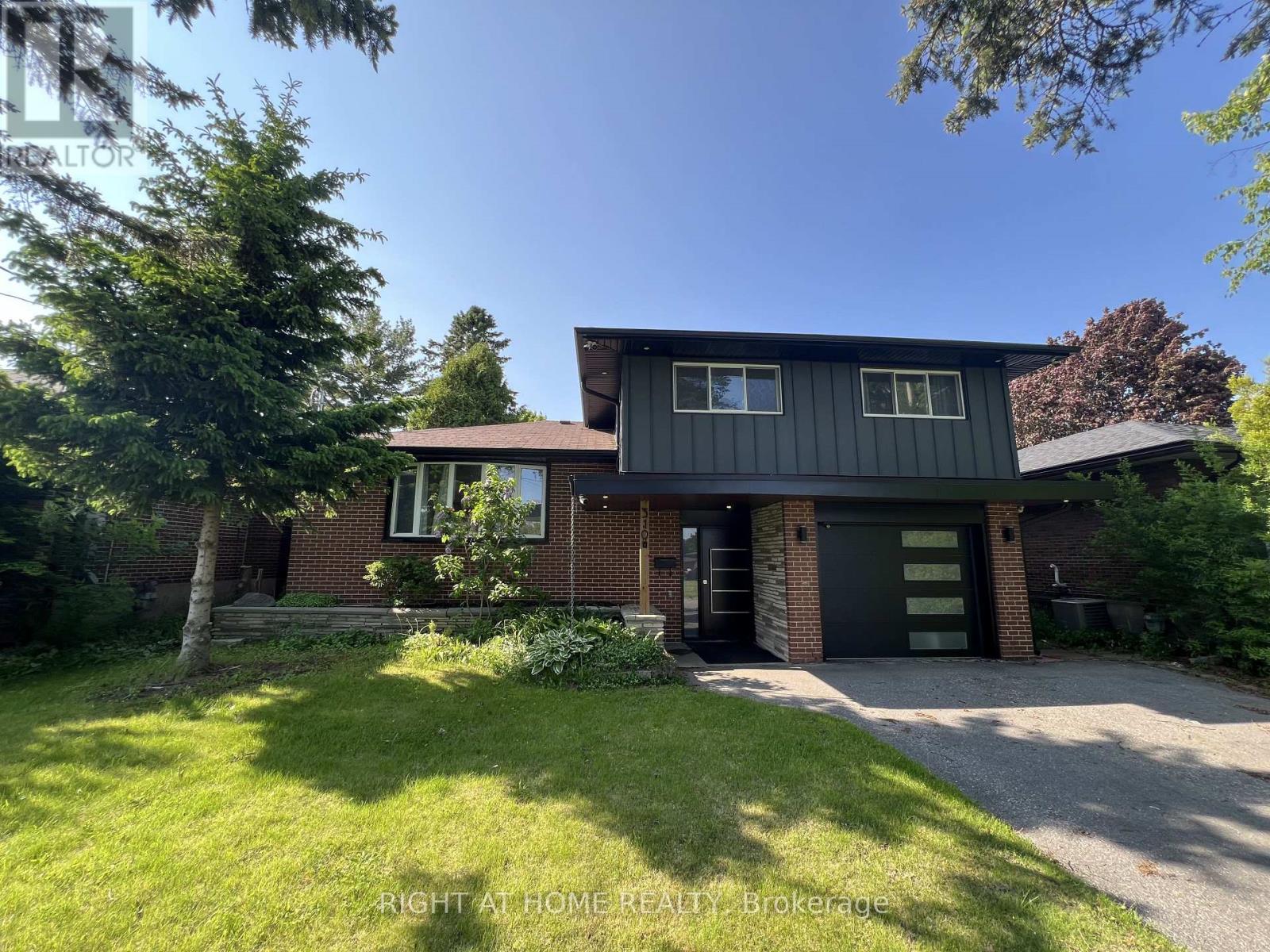 MLS® listing #29107804 for sale located at 310 ADMIRAL ROAD