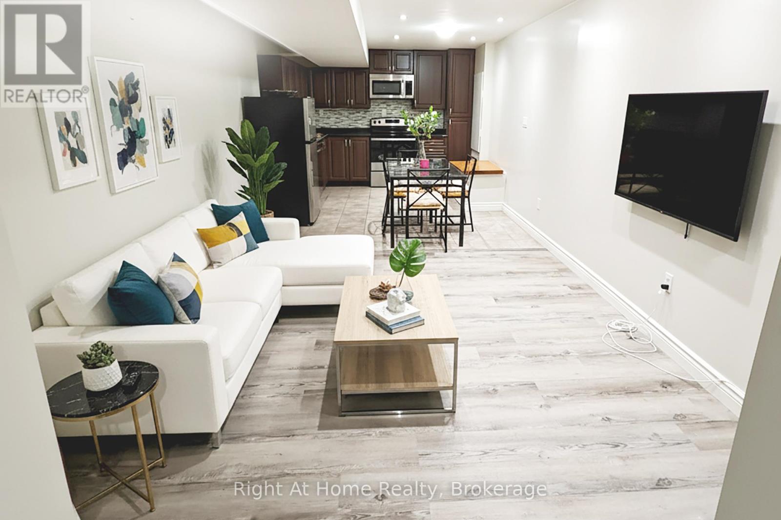 MLS® listing #29108155 for sale located at LOWER - 126 DUNCAN LANE