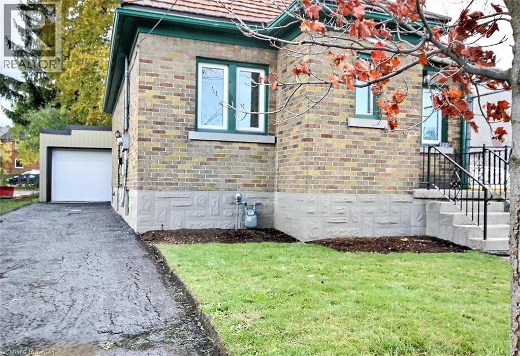 MLS® listing #29113578 for sale located at 324 WELLINGTON Street N