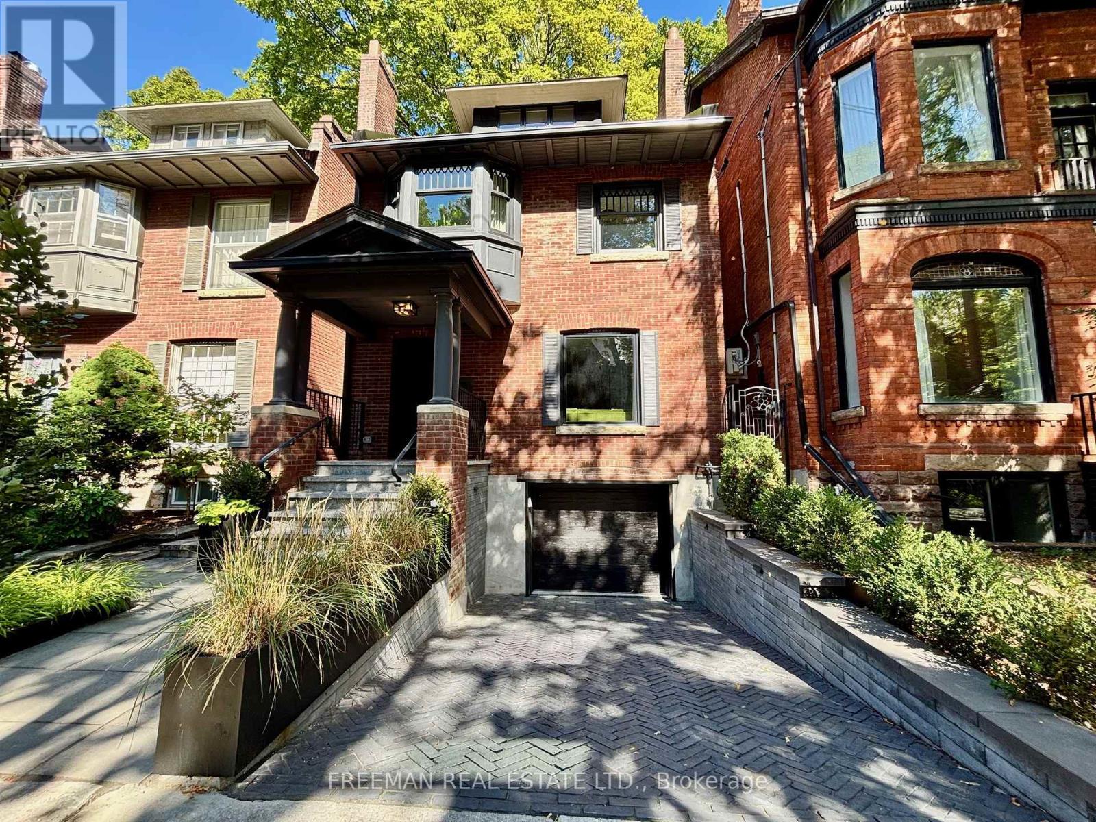 MLS® listing #29114674 for sale located at 34 TRANBY AVENUE