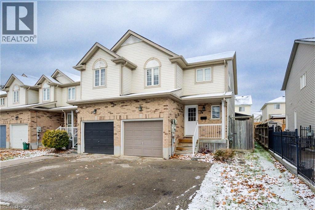 MLS® listing #29114955 for sale located at 68 FOXGLOVE Crescent