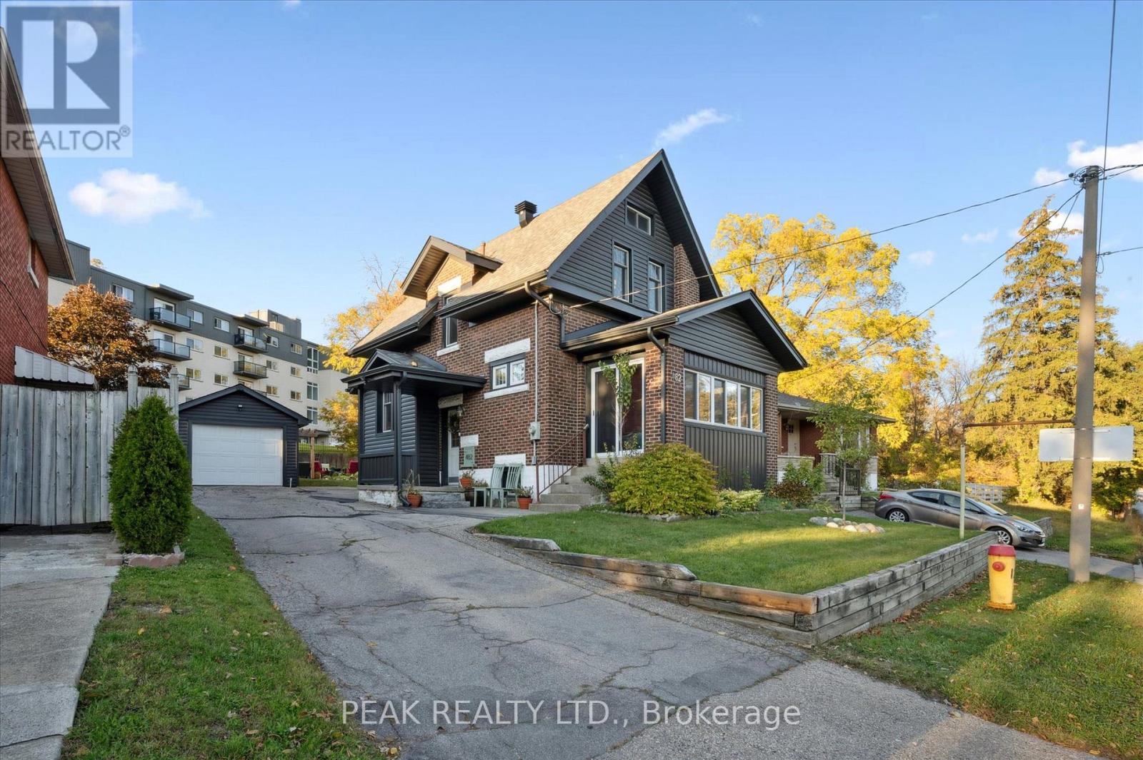 MLS® listing #29119812 for sale located at 482 WELLINGTON STREET N