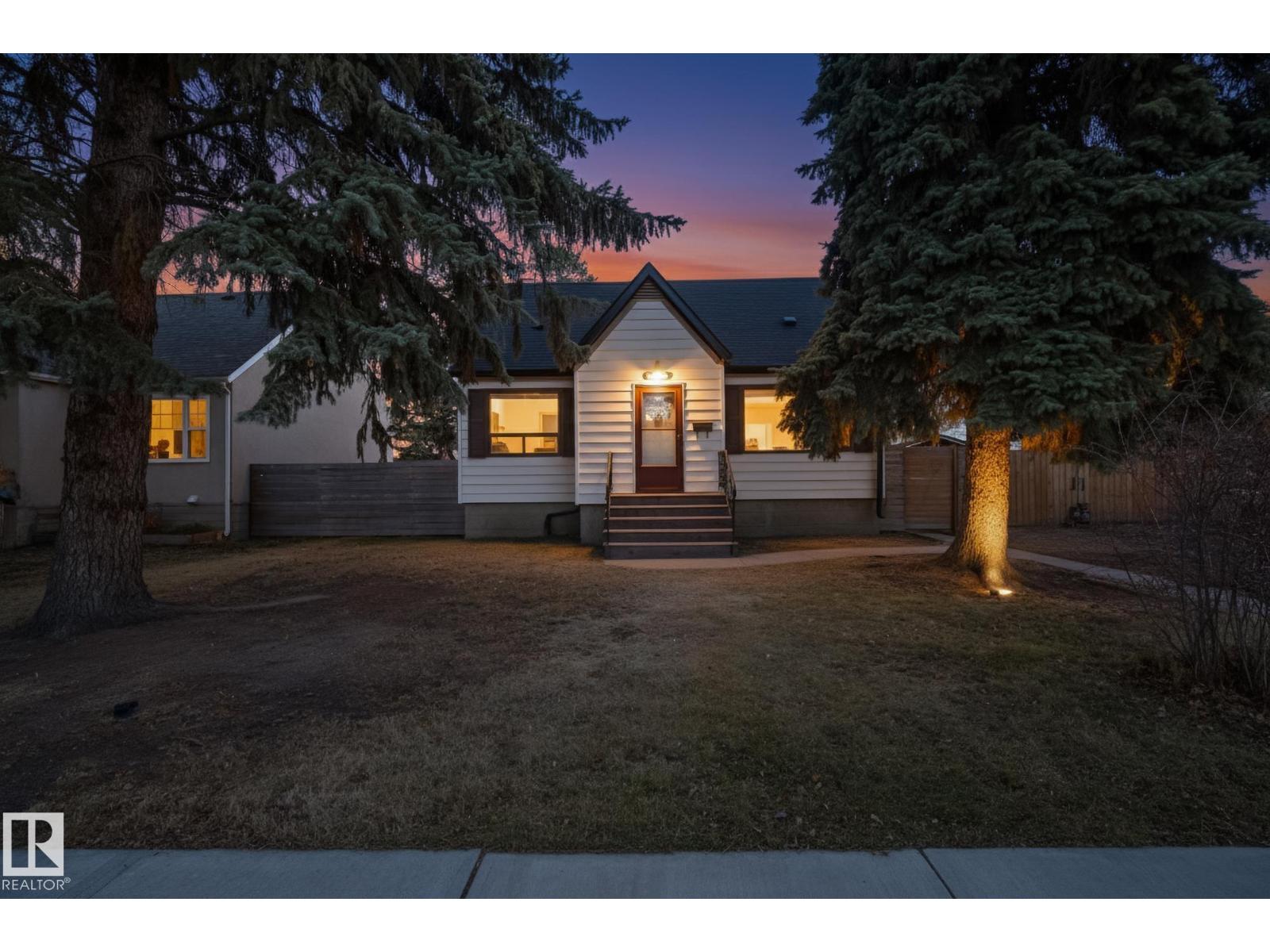 MLS® listing #29121775 for sale located at 10965 139 ST NW