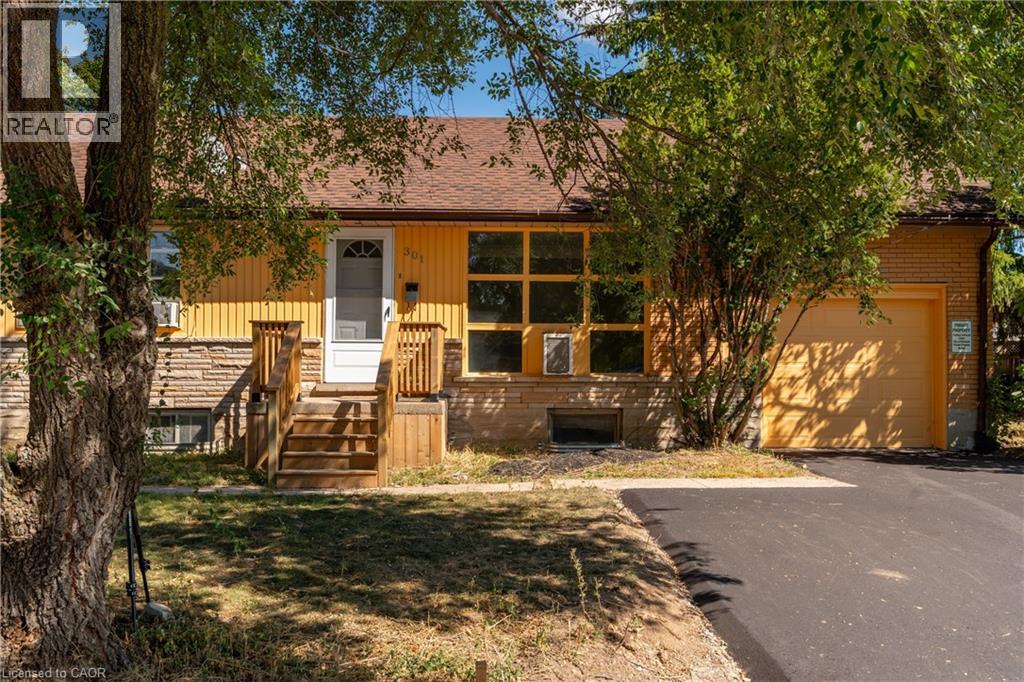 MLS® listing #29123825 for sale located at 301 FRANKLIN Street N Unit# C