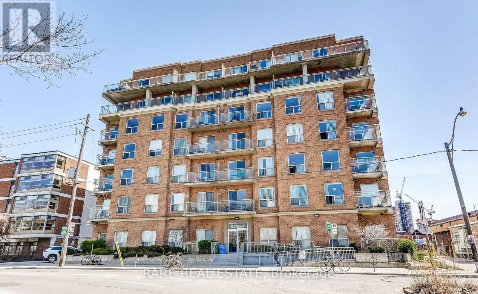 MLS® listing #29124018 for sale located at 610 - 11 CHRISTIE STREET