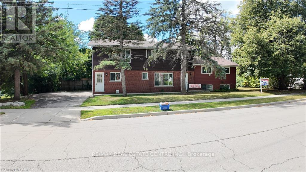 MLS® listing #29126402 for sale located at 379 HOLLY STREET