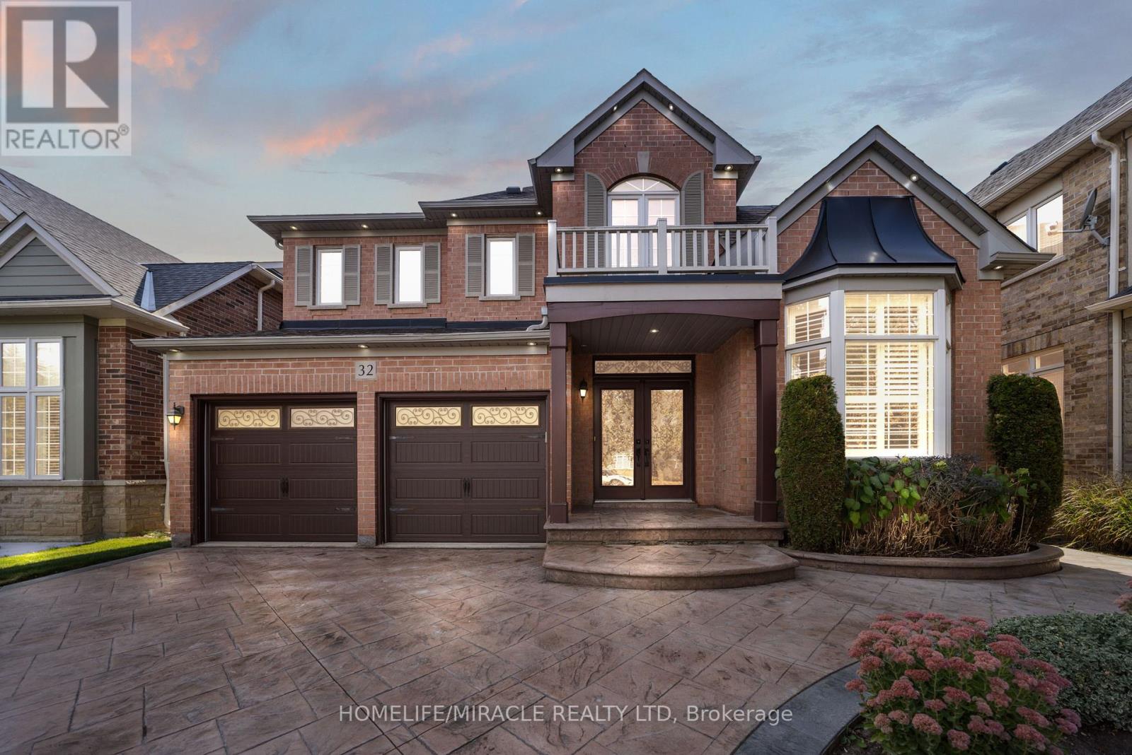 MLS® listing #29126789 for sale located at 32 XAVIER COURT