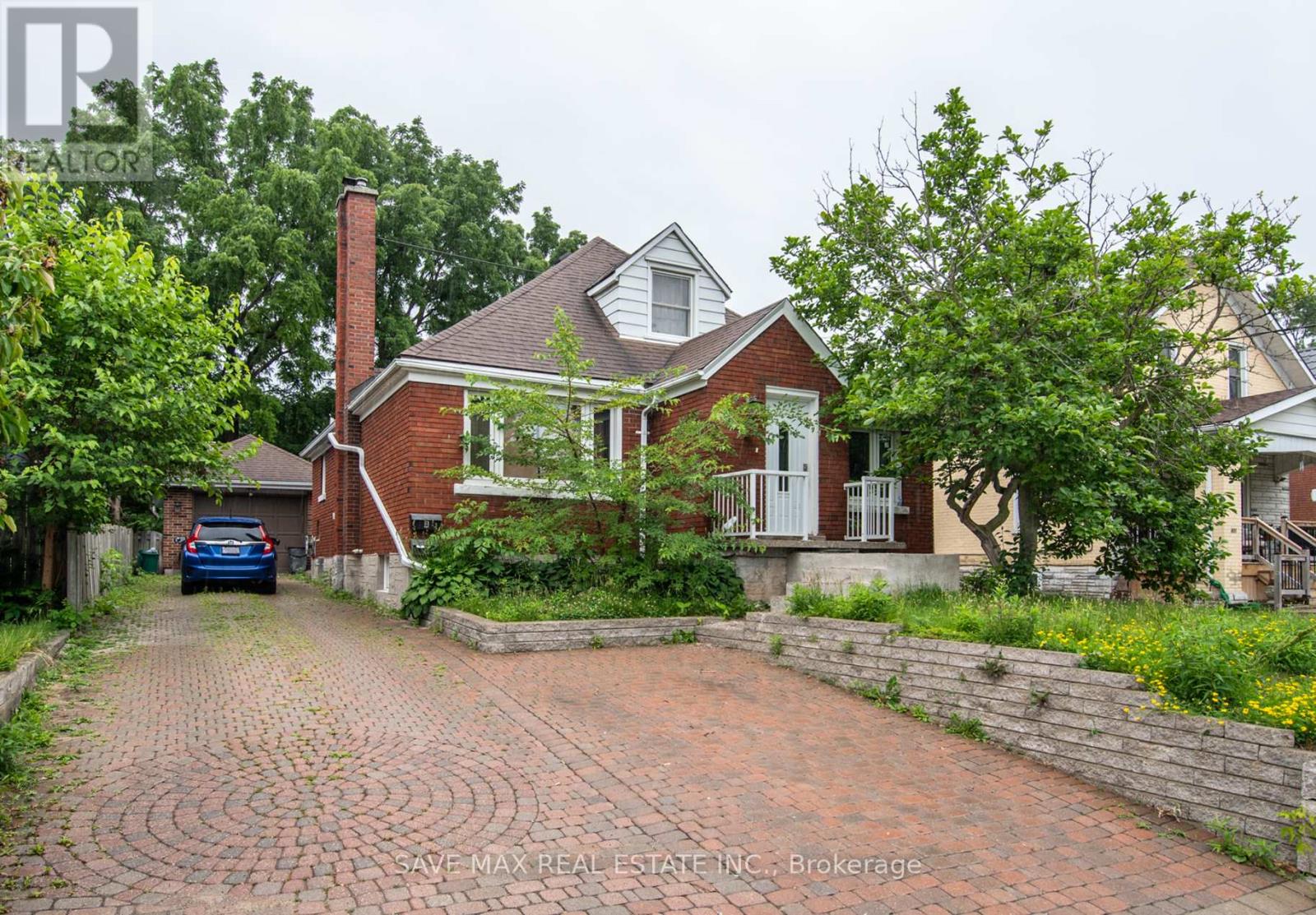 MLS® listing #29128342 for sale located at 467 STIRLING AVENUE S