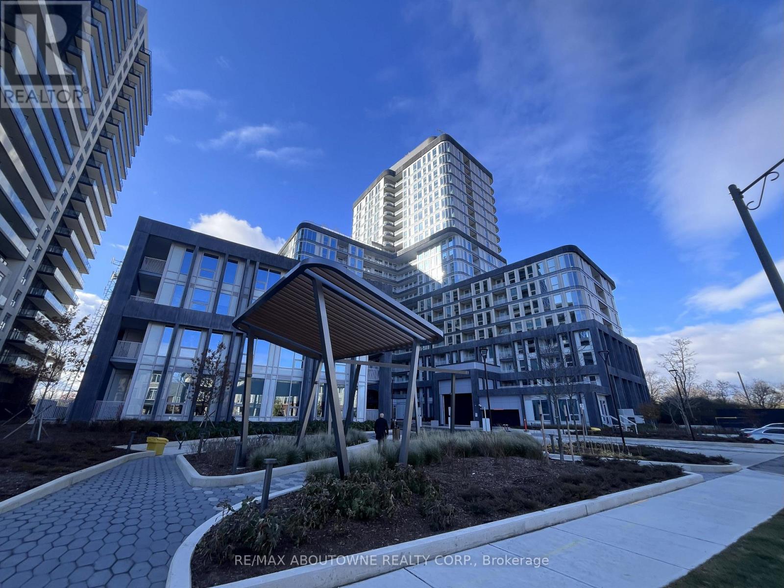 MLS® listing #29130571 for sale located at 1908 - 3240 WILLIAM COLTSON AVENUE