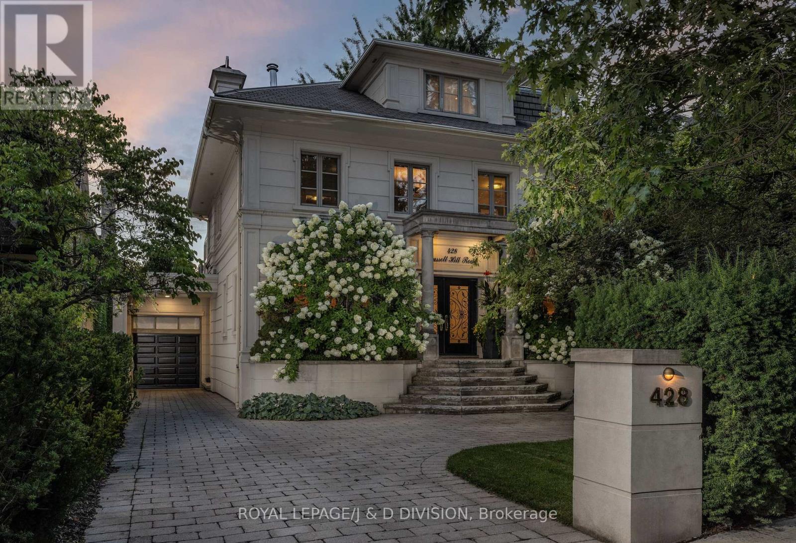 MLS® listing #29132351 for sale located at 428 RUSSELL HILL ROAD