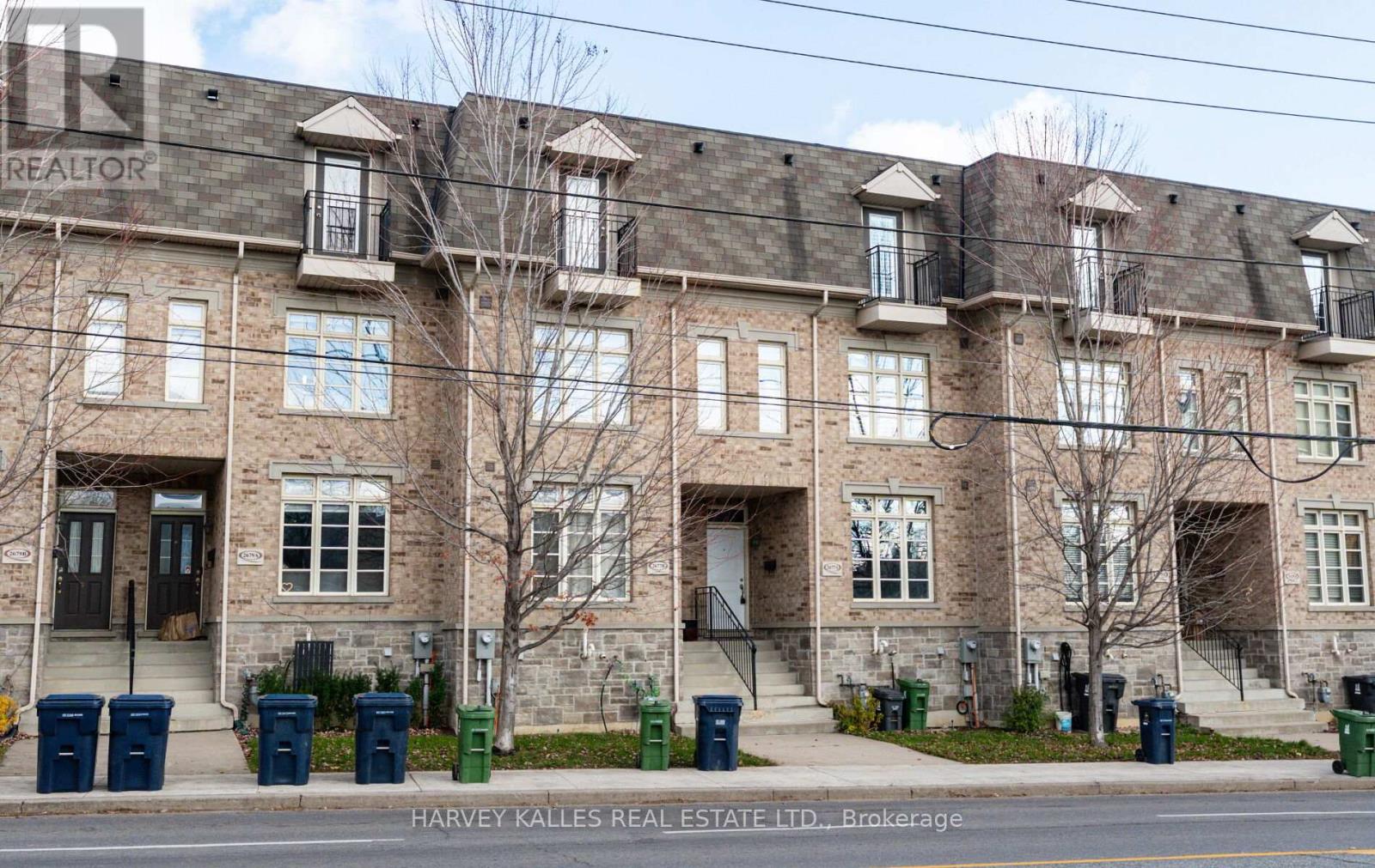 MLS® listing #29134397 for sale located at 2677A BATHURST STREET