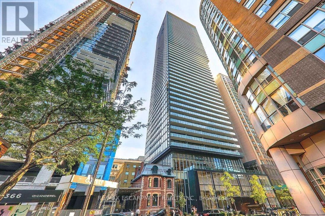 MLS® listing #29134643 for sale located at 1809 - 15 GRENVILLE STREET N