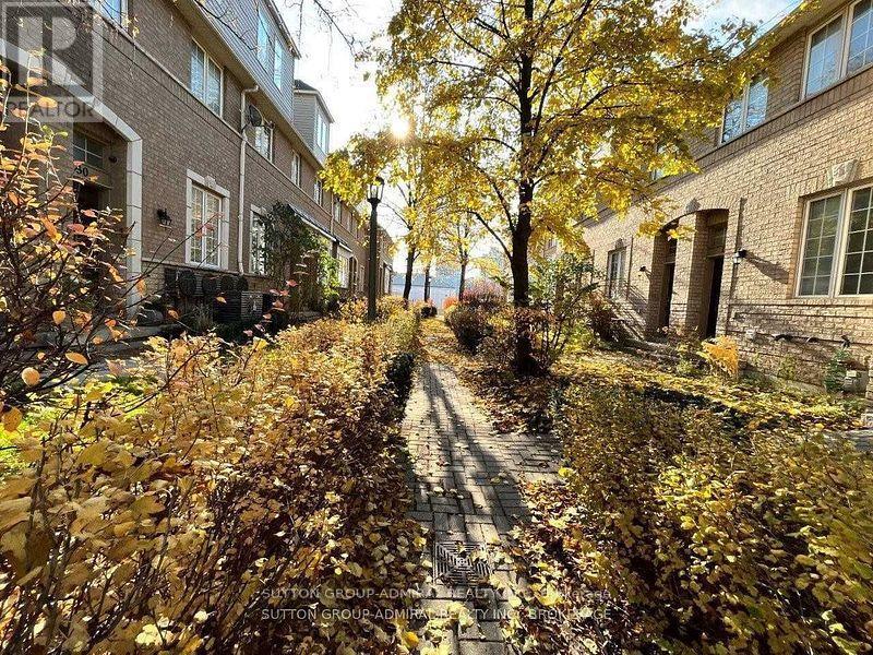 MLS® listing #29136505 for sale located at 29 - 23 OBSERVATORY LANE