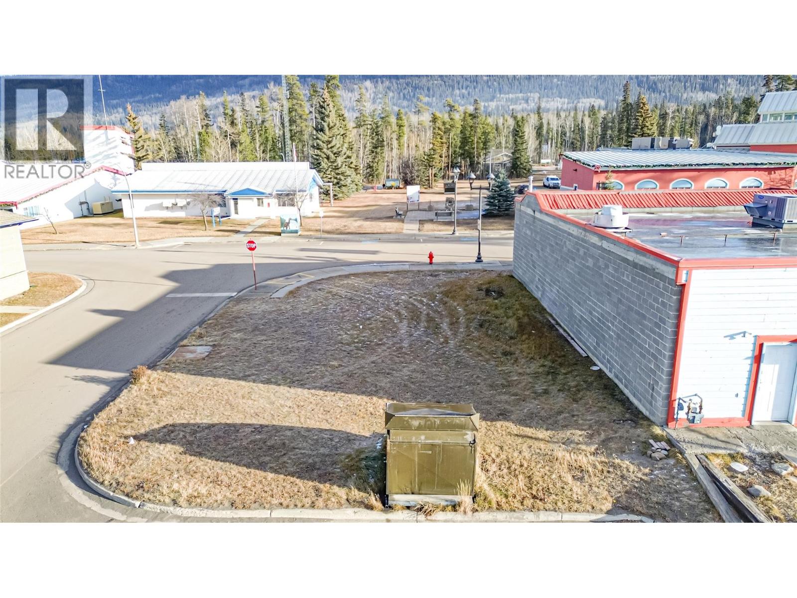 MLS® listing #29138486 for sale located at 310 Iles Way