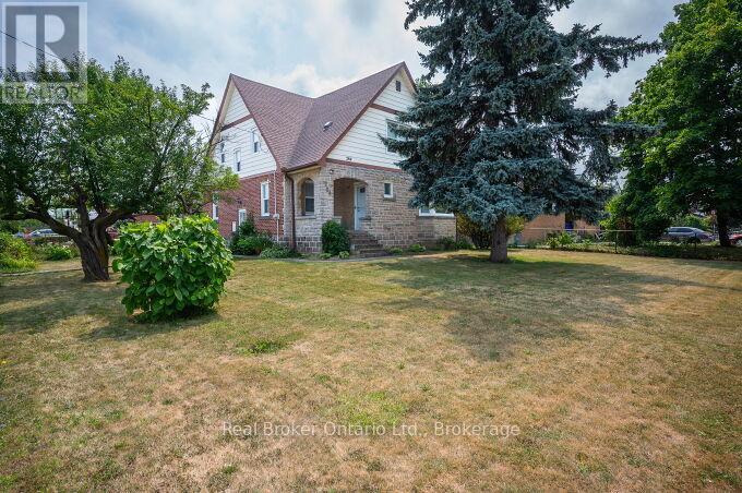 MLS® listing #29138556 for sale located at 264 GRAYS ROAD