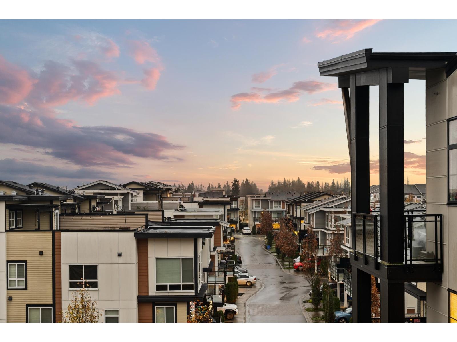 MLS® listing #29140405 for sale located at 513 20829 77A AVENUE