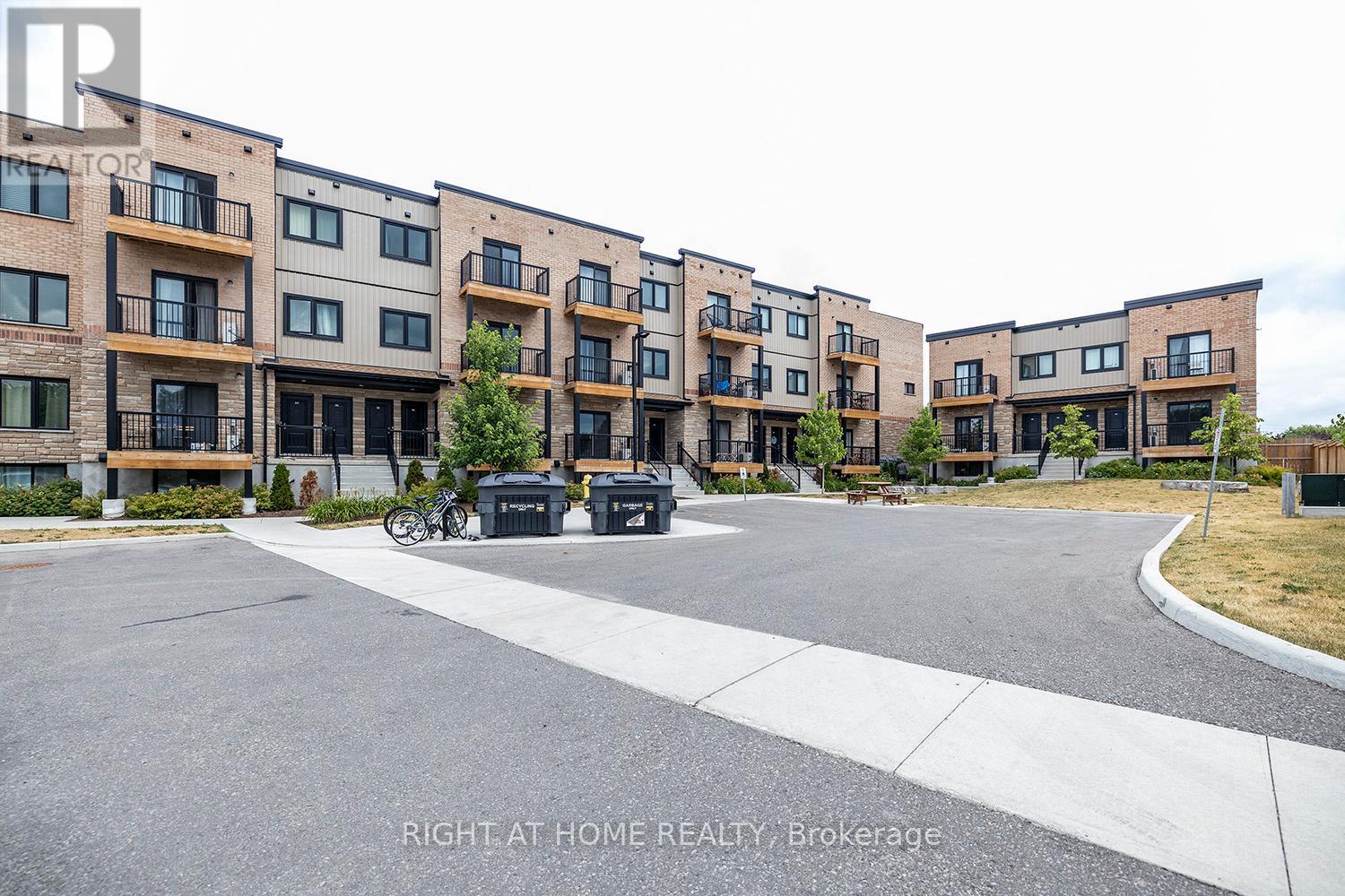 MLS® listing #29141253 for sale located at 7A - 164 HEIMAN STREET