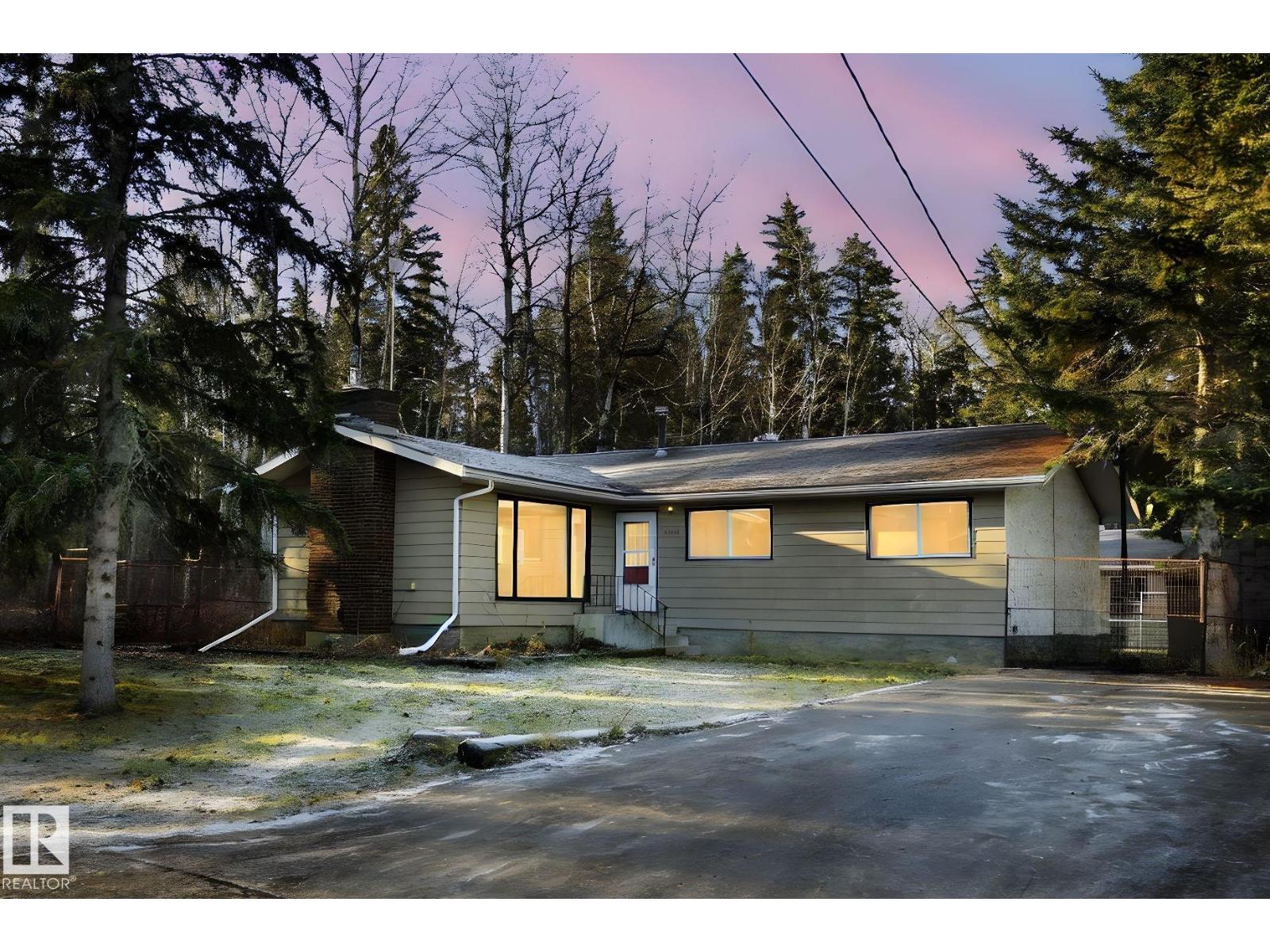 MLS® listing #29141845 for sale located at 4902 63 Street