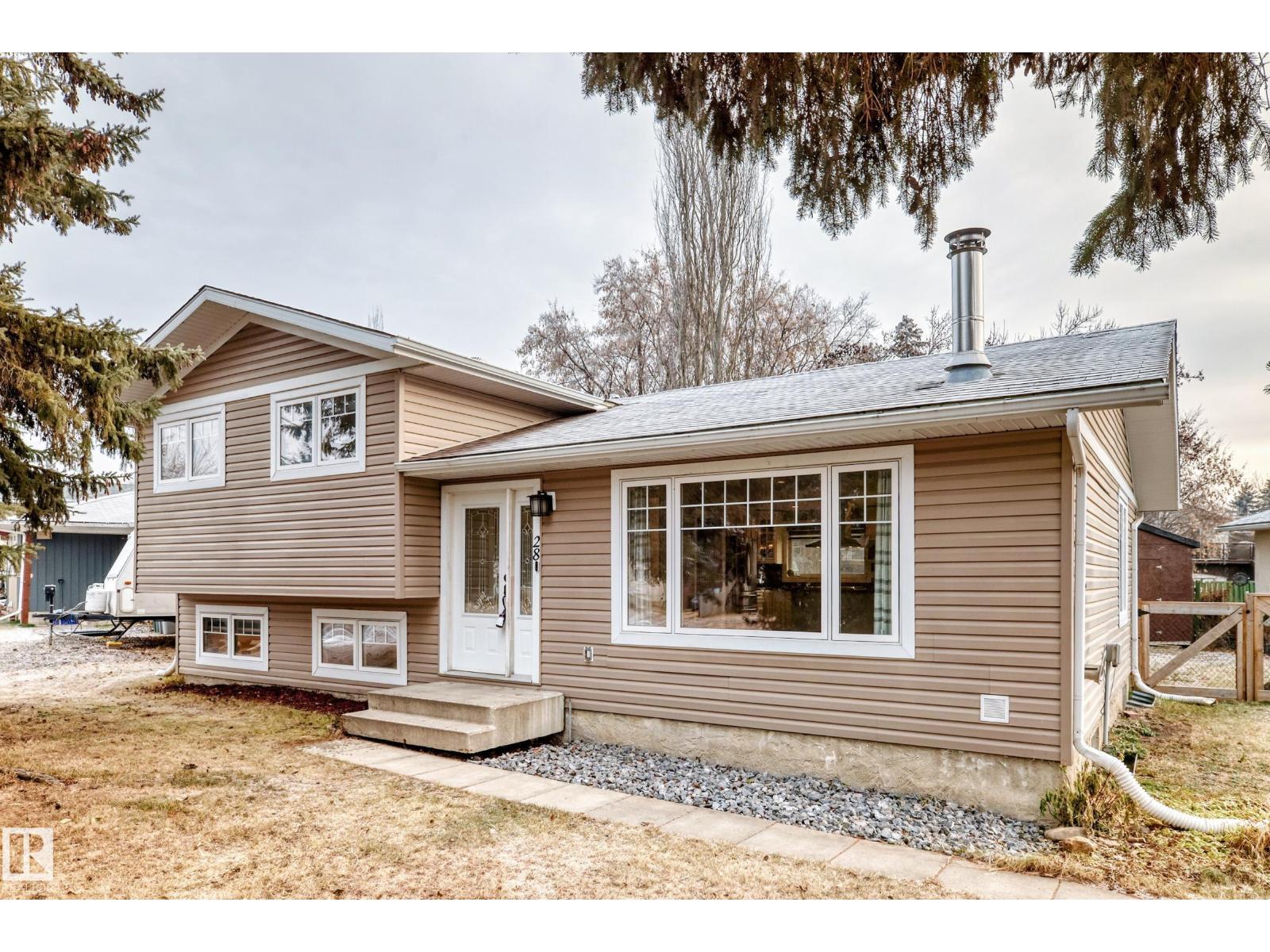 MLS® listing #29142470 for sale located at 28 UMBACH RD