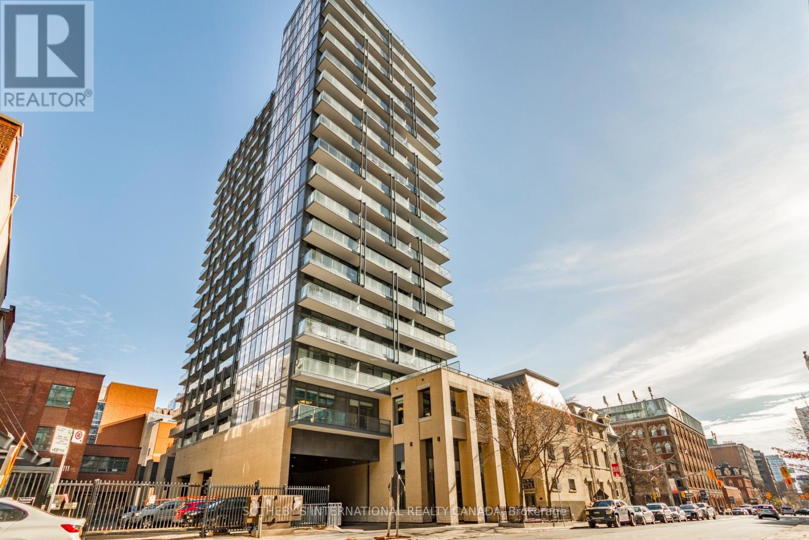 MLS® listing #29143485 for sale located at 1111 - 105 GEORGE STREET