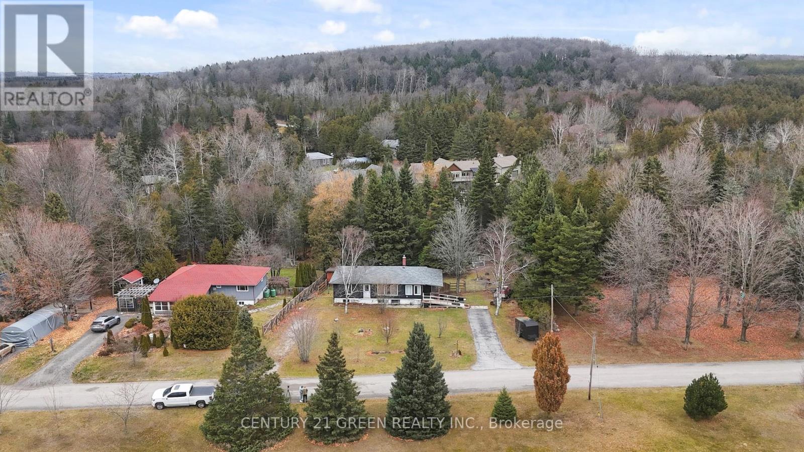 MLS® listing #29144976 for sale located at 71 WIESENWEG