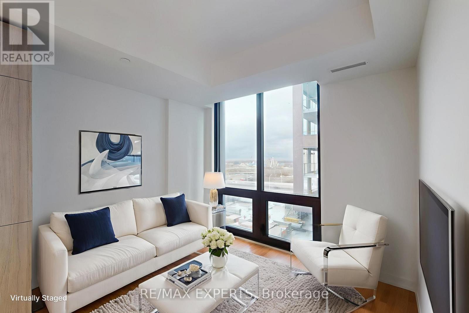 MLS® listing #29145025 for sale located at 913 - 35 PARLIAMENT STREET