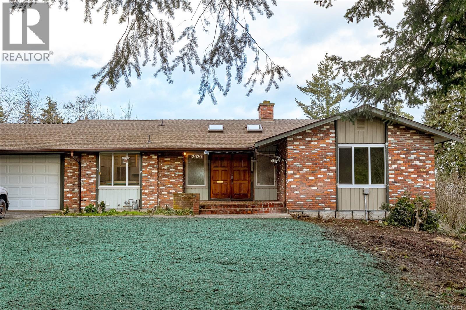 MLS® listing #29145034 for sale located at 2020 Saltair Pl