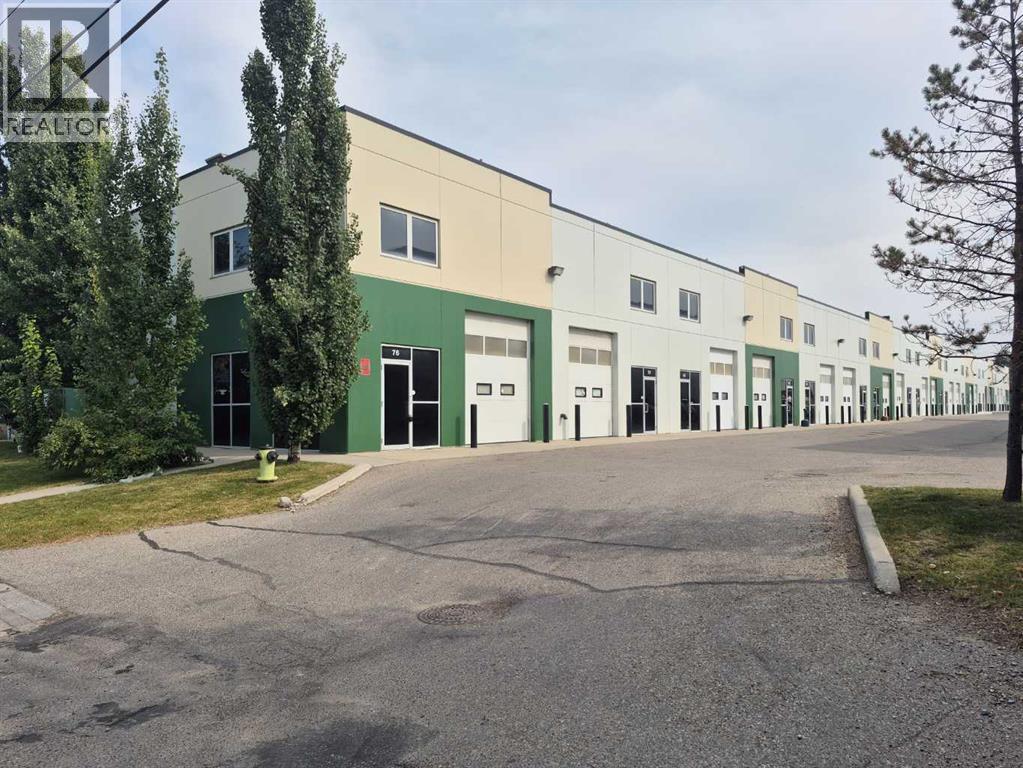 MLS® listing #29145210 for sale located at 4, 4807 32 Street SE