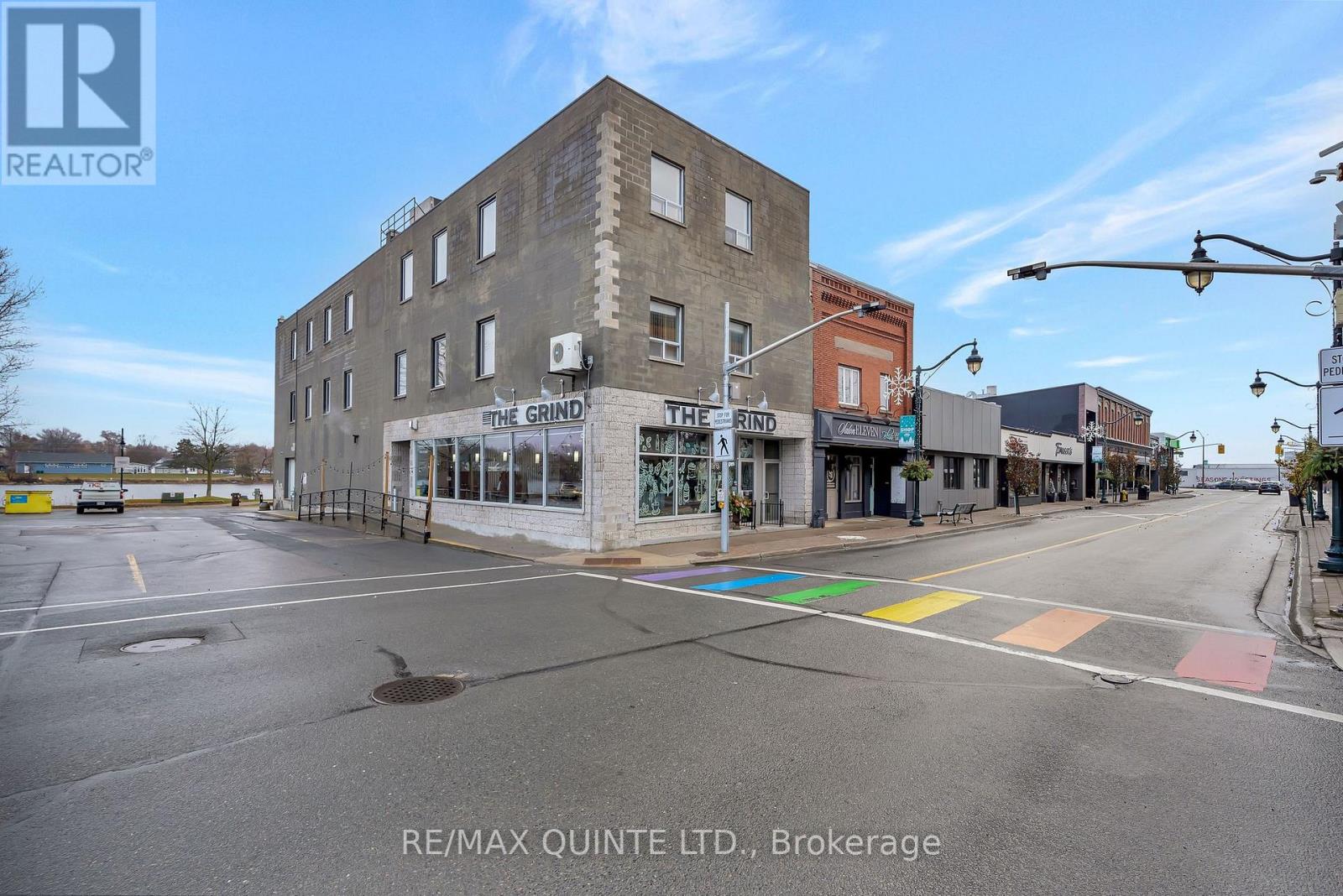 MLS® listing #29145265 for sale located at 45 FRONT STREET