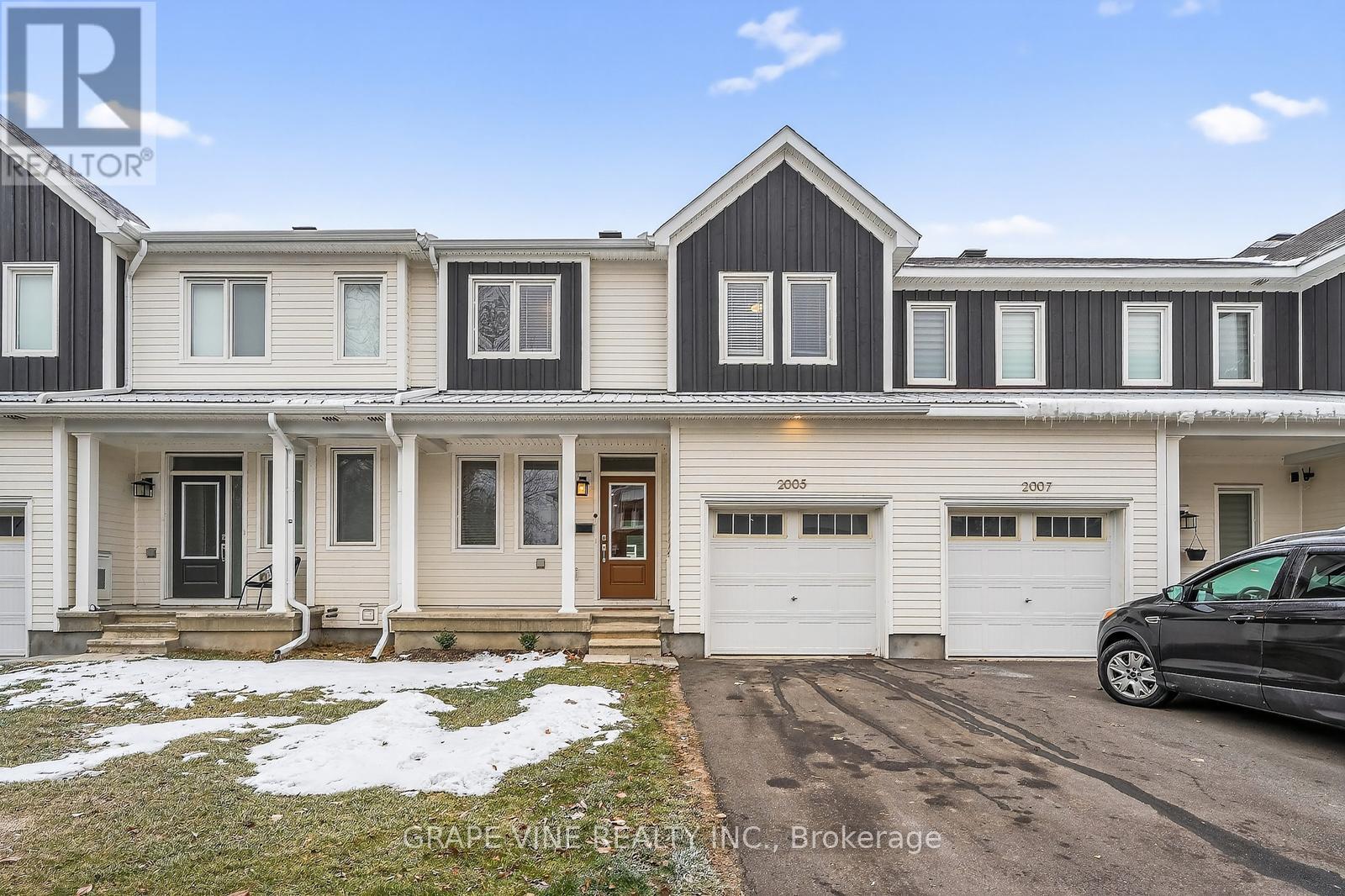 MLS® listing #29145607 for sale located at 2005 POSTILION STREET