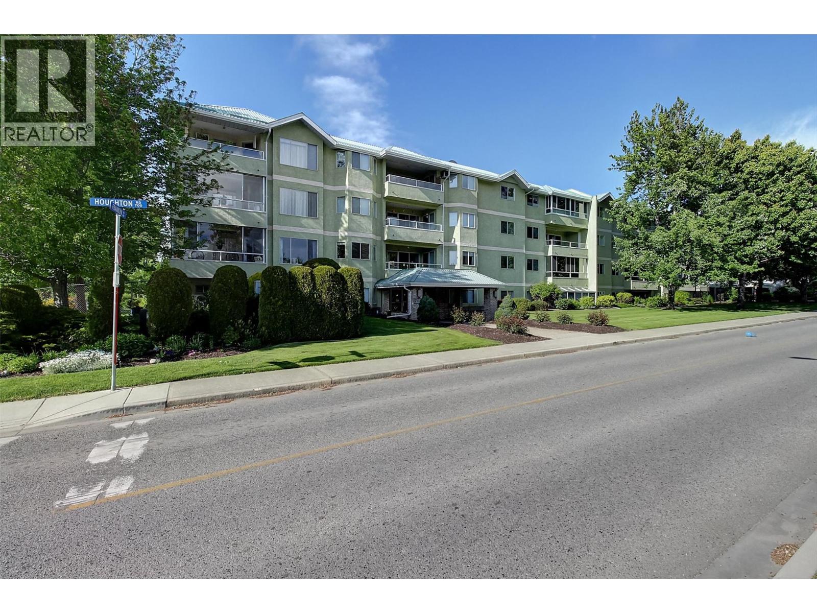 MLS® listing #29147761 for sale located at 780 Houghton Road Unit# 210