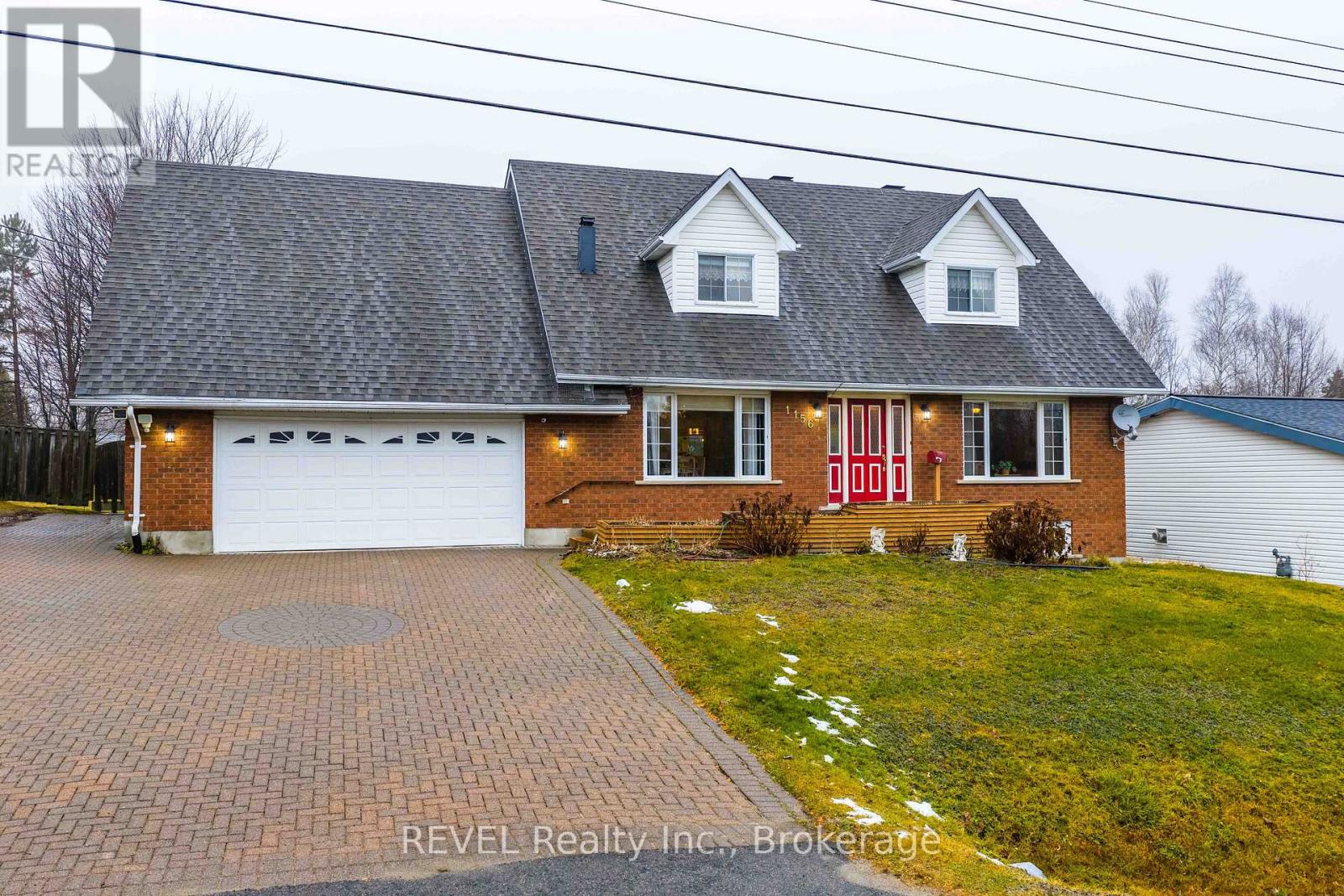 MLS® listing #29148392 for sale located at 1156 VERA STREET