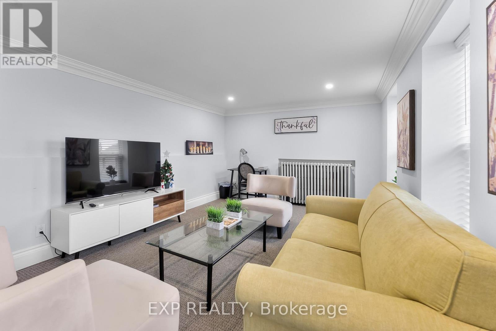 MLS® listing #29148411 for sale located at 1 - 5858 FERRY STREET