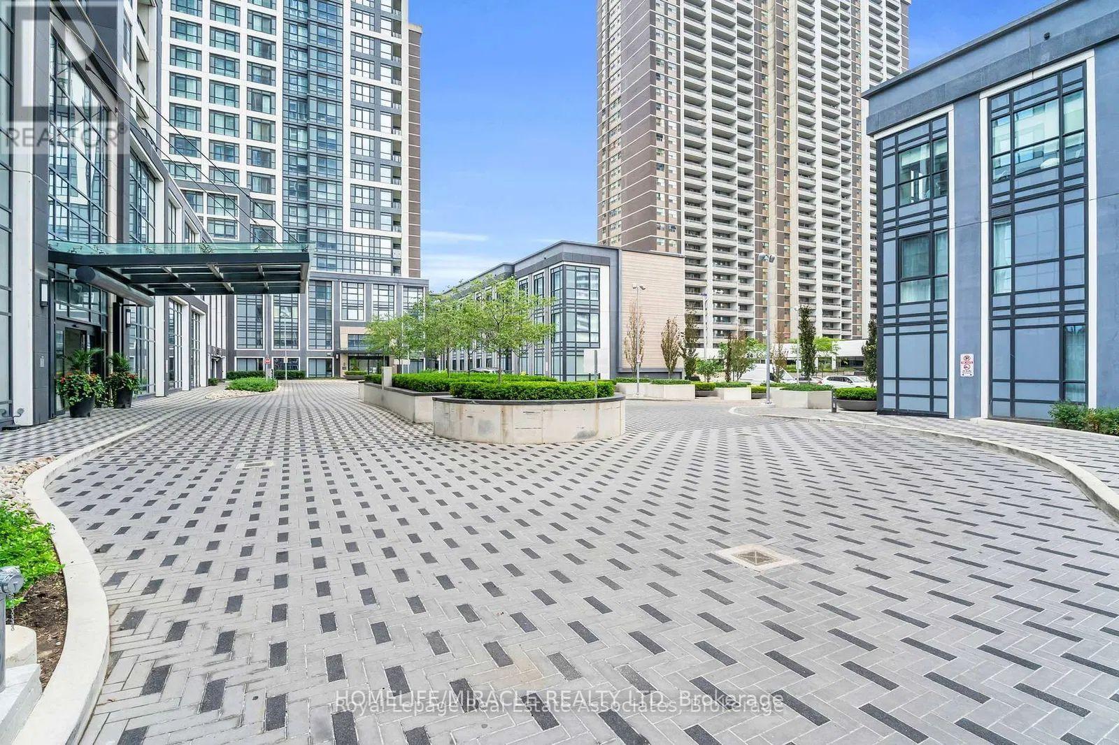 MLS® listing #29148497 for sale located at 3510 - 7 MABELLE AVENUE